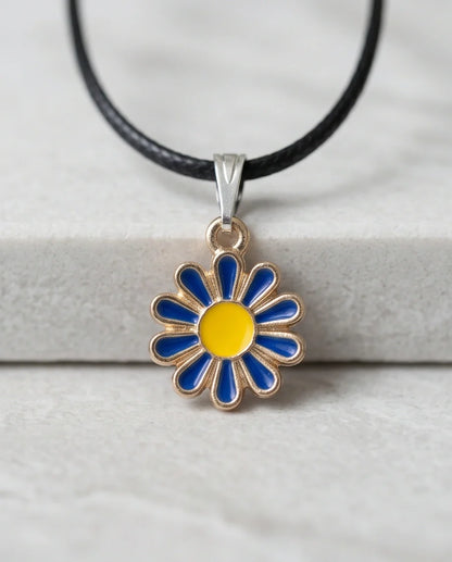 Midnight Blue Daisy Pendant