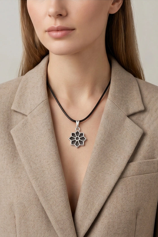 Silver Geometric Eight-Point Star Necklace