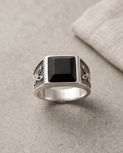 Pyramid Cut Onyx-Style Bunny Motif Stippled Silver Ring