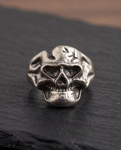 Fractured Cranium Sculpted Skull Ring