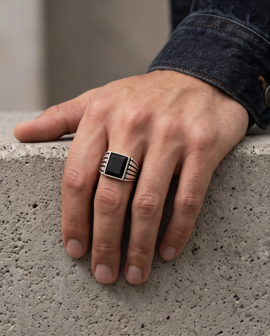 Pyramid Cut Onyx-Style Fluted Shoulder Silver Ring