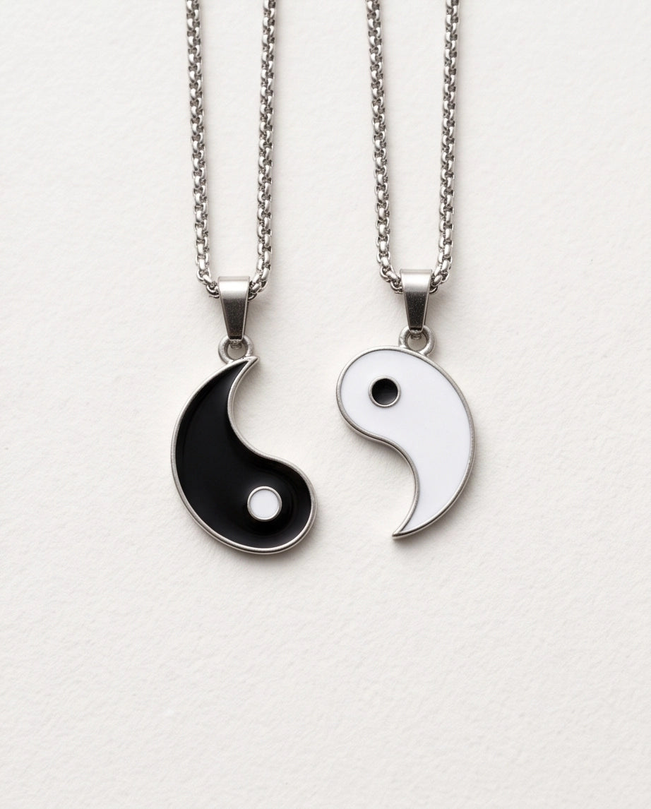 Silver Yin Yang Couple Enamel Pendant Necklace Set