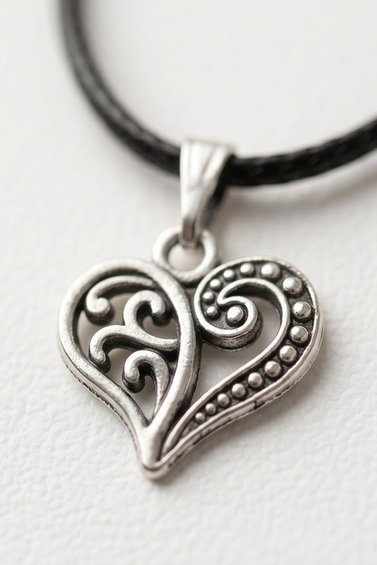 Silver Filigree Heart Pendant Necklace
