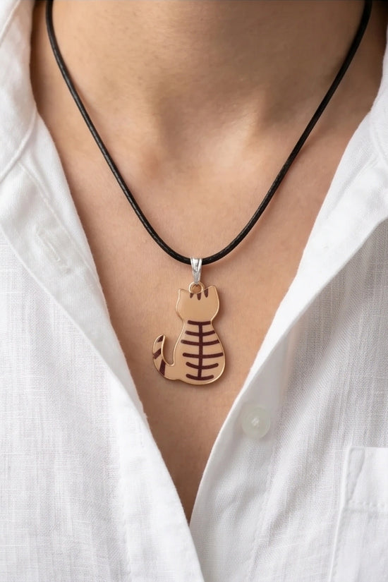 Artistic Golden Autumn Feline Silhouette Pendant Necklace