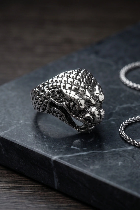 "Serpent’s Legacy" – Premium Viper Statement Ring