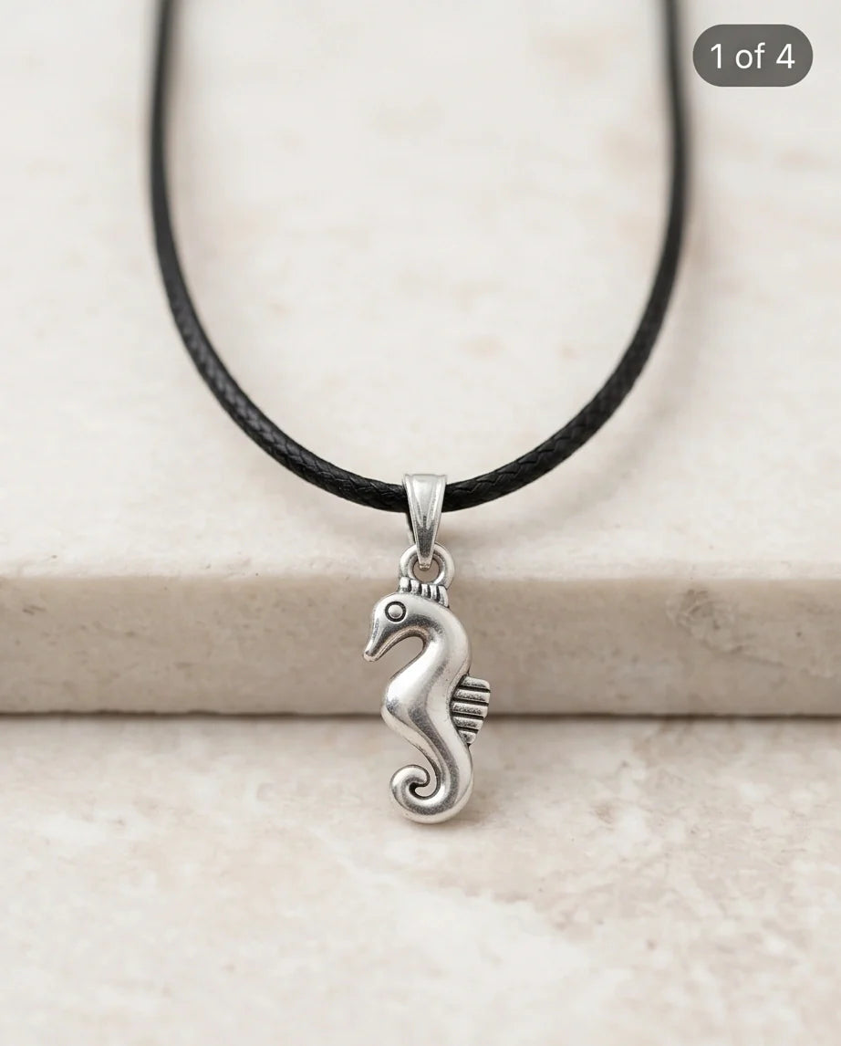 Silver Seahorse Pendant Necklace