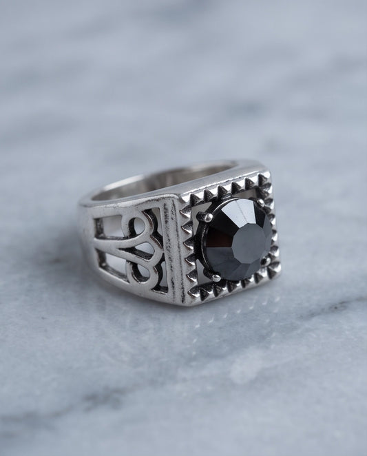 Brilliant Round Cut Faceted Black Sawtooth Filigree Scroll Silver Ring