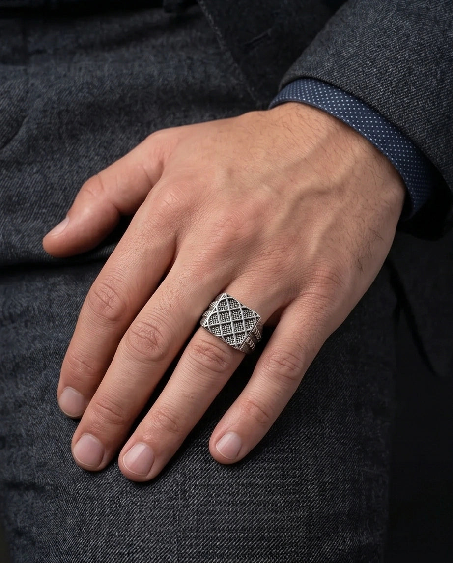 Vintage Sterling Silver Mesh Geometric Signet Ring