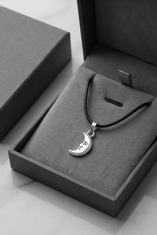Silver Vintage Crescent Moon Face Necklace