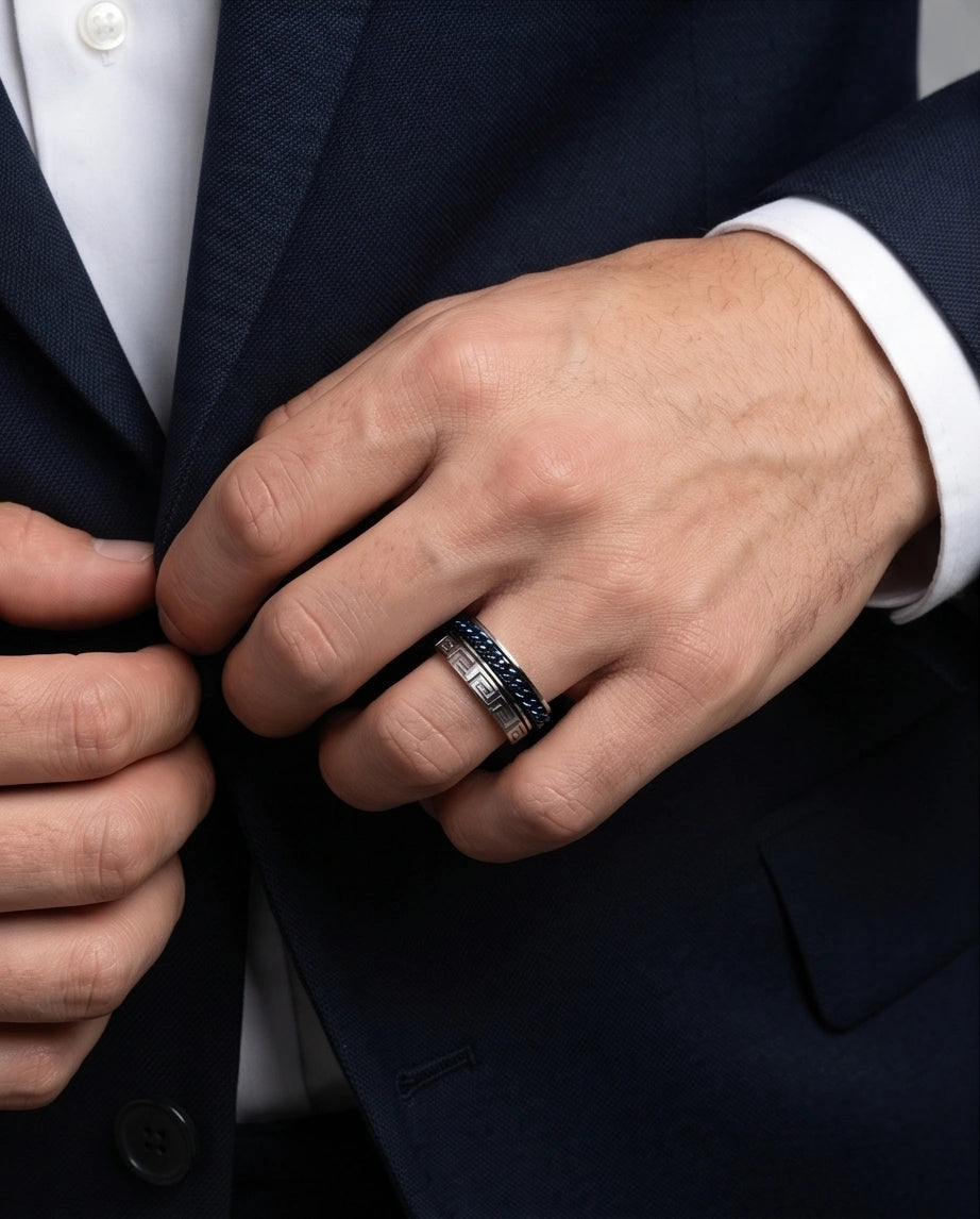 Modern Greek Key Blue Chain Spinner Ring