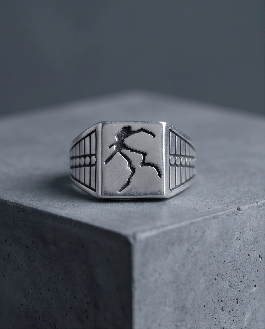 Minimalist Lightning Bolt Signet Ring