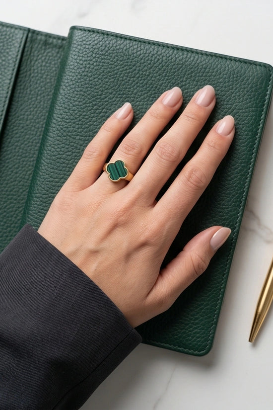 Golden Malachite Clover Minimalist Ring
