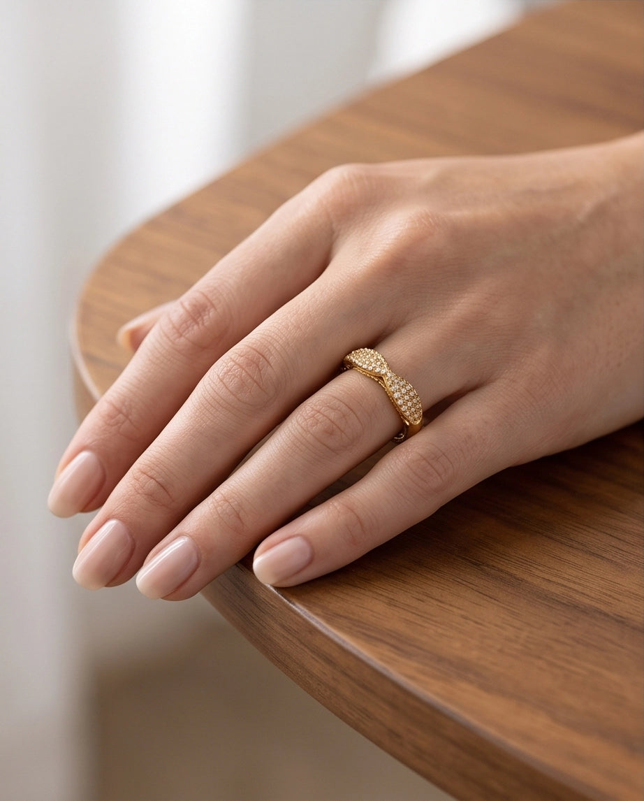 Pavé Gold Infinity Bypass Band