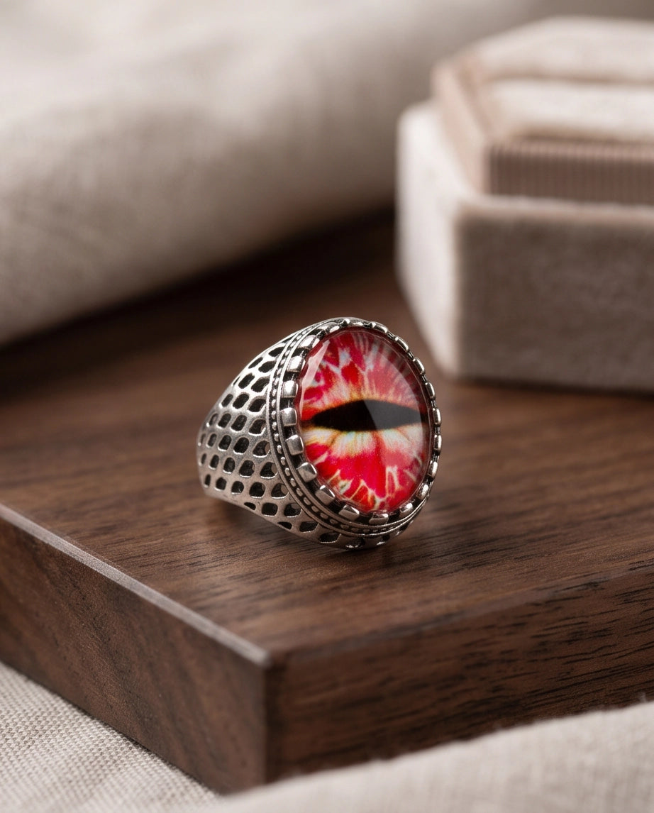 Crimson Lattice Slit-Pupil Silver Ring