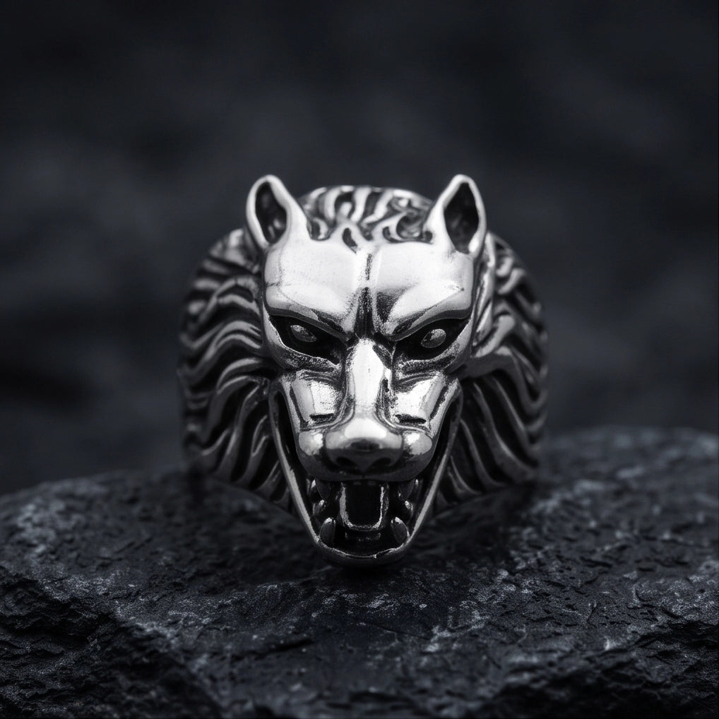 Howling Alpha Wolf Sculpted Ring