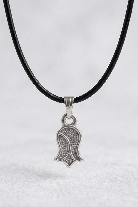 Silver Vintage Textured Tulip Necklace
