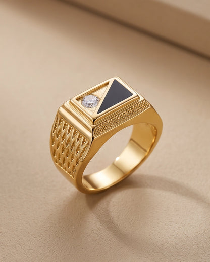 Split-Face Onyx & Clear Stone Diamond-Mesh Gold Ring
