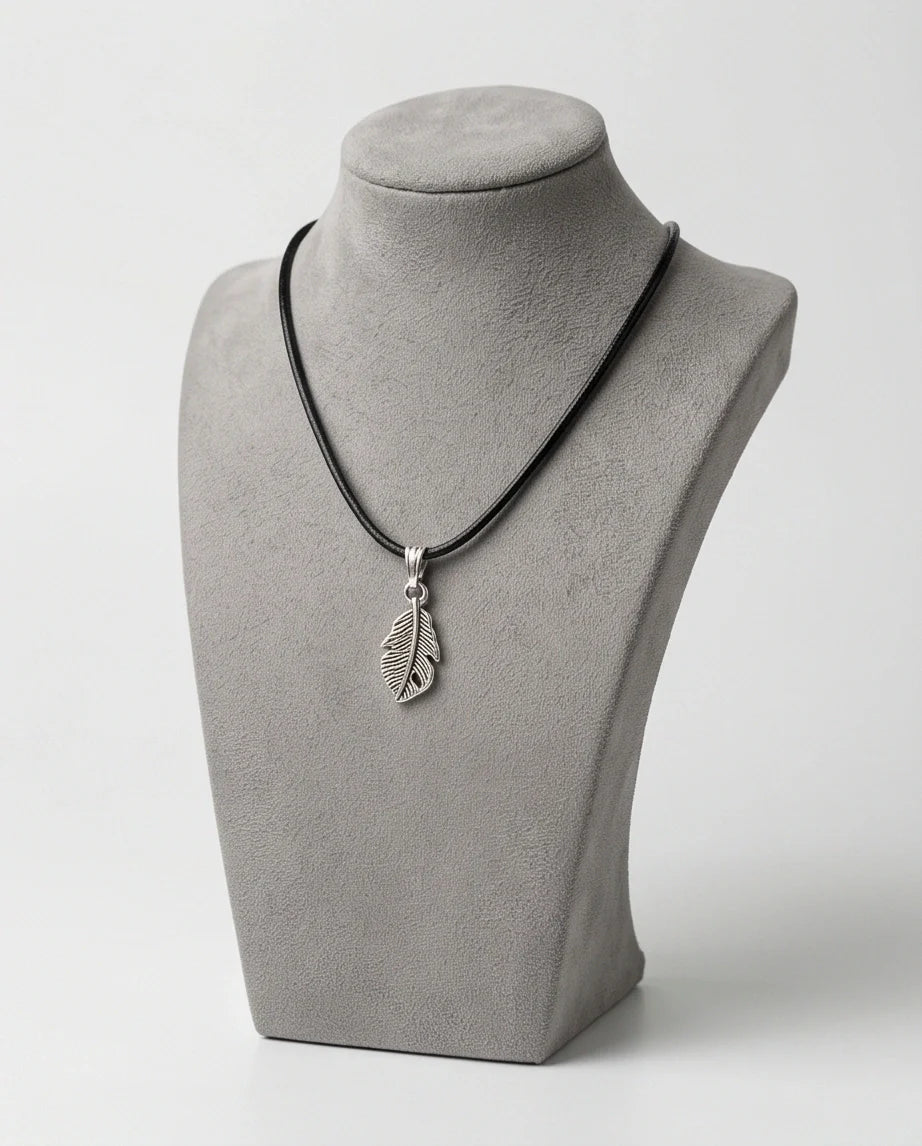 Silver Detailed Plume Feather Necklace