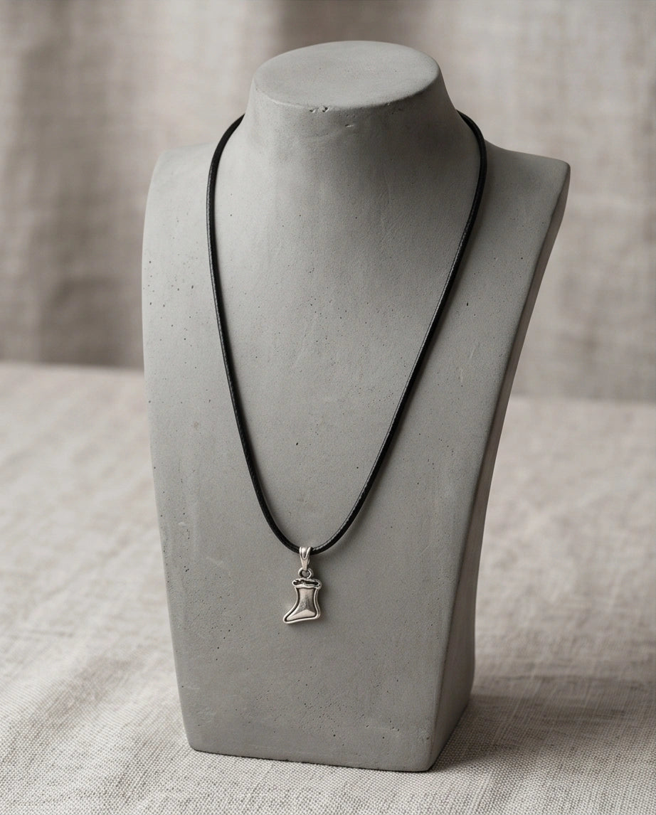 Silver Retro Stocking Pendant Necklace