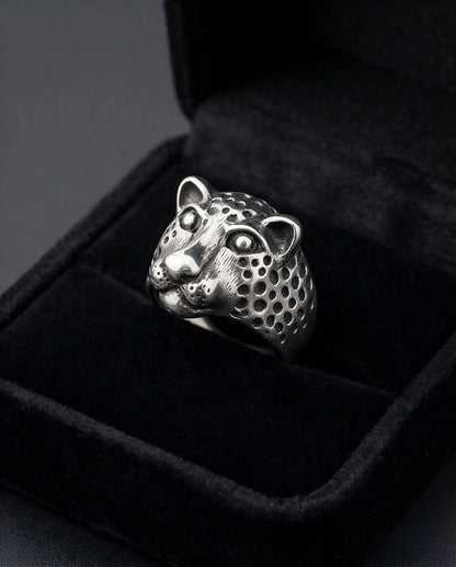 Oxidized Silver Sculpted Leopard Signet Ring