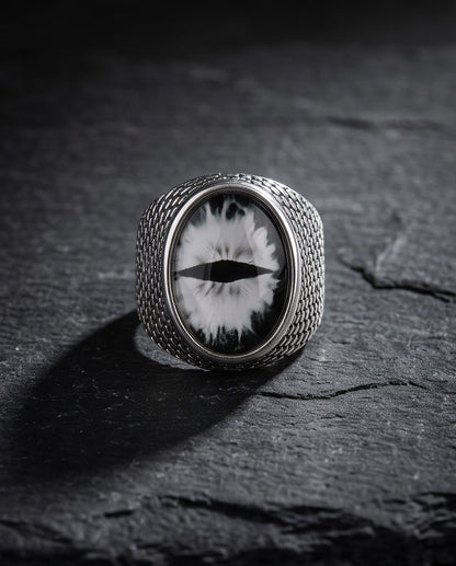 Slit-Pupil Obsidian Dragon-Eye Cabochon Scale-Band Silver Ring