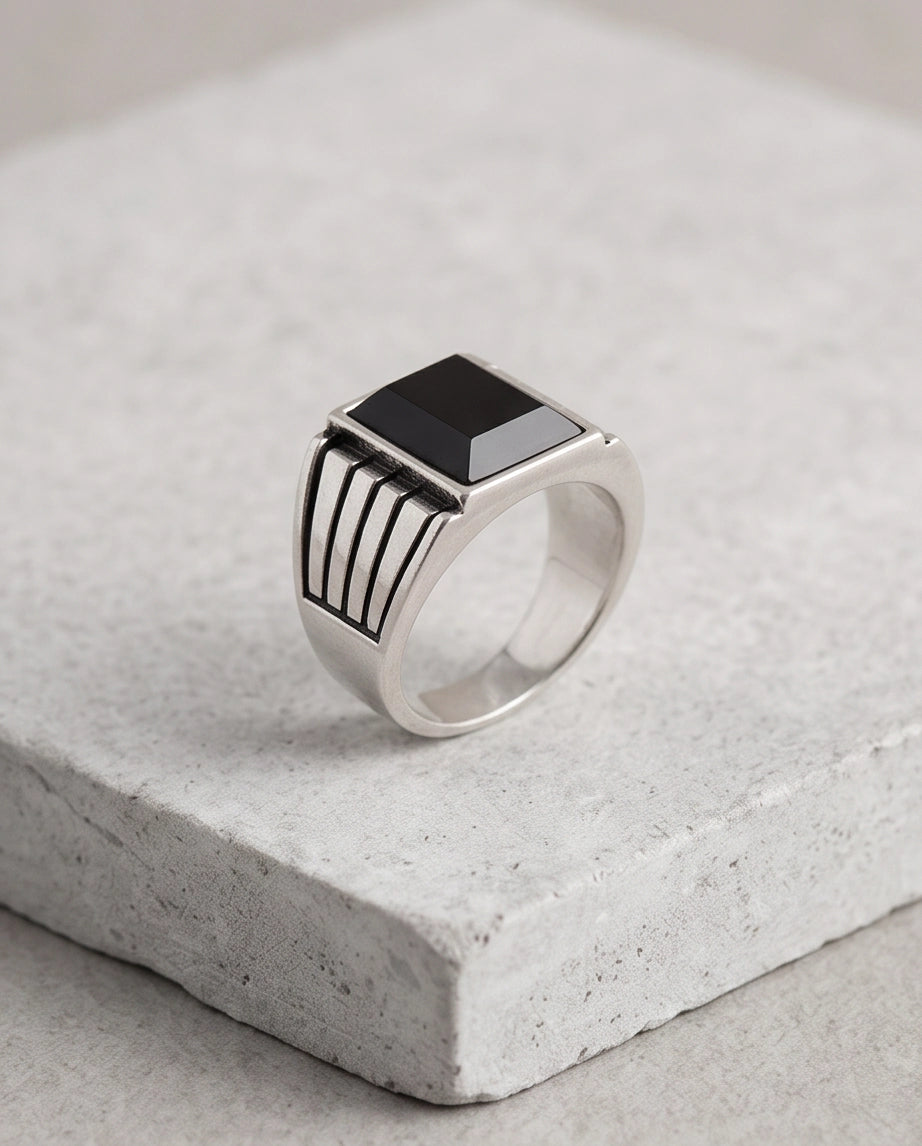 Pyramid Cut Onyx-Style Fluted Shoulder Silver Ring