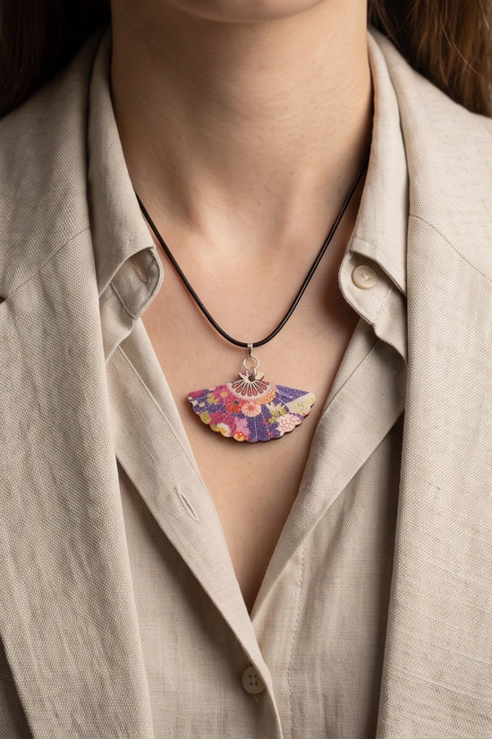 Vintage Purple Floral Hand-Fan Pendant Necklace