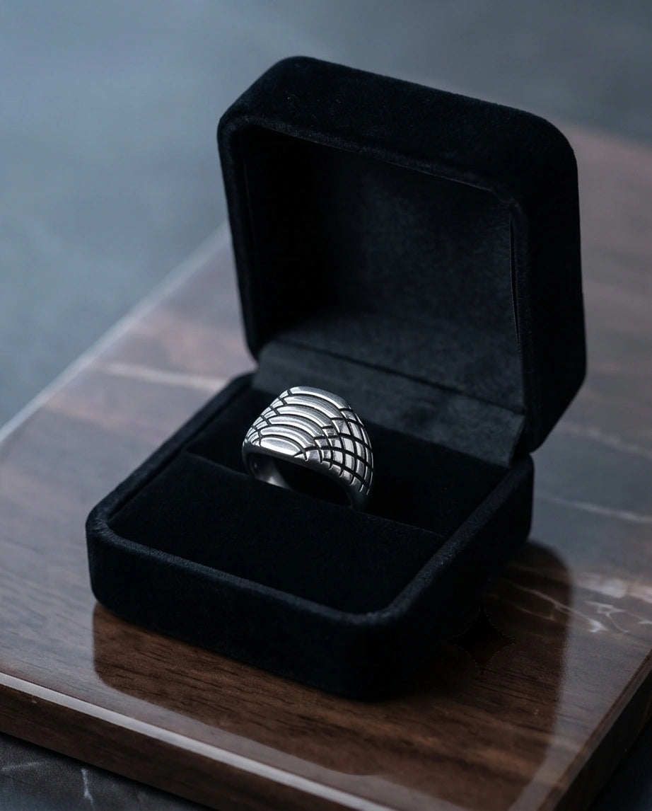 Vintage Sterling Silver Celtic Armor Wing Signet Ring
