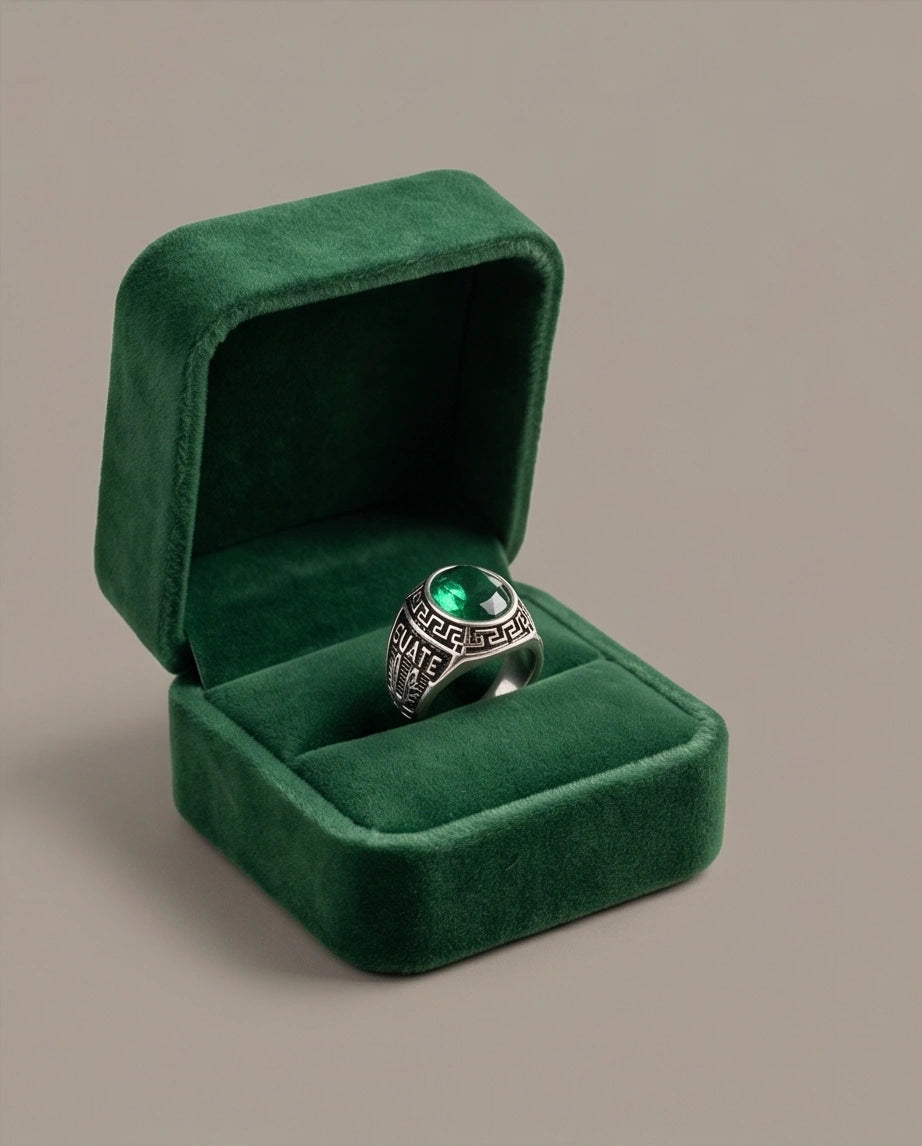 Vintage Emerald Green Military Signet Ring