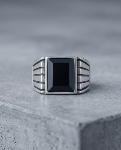 Pyramid Cut Onyx-Style Fluted Shoulder Silver Ring