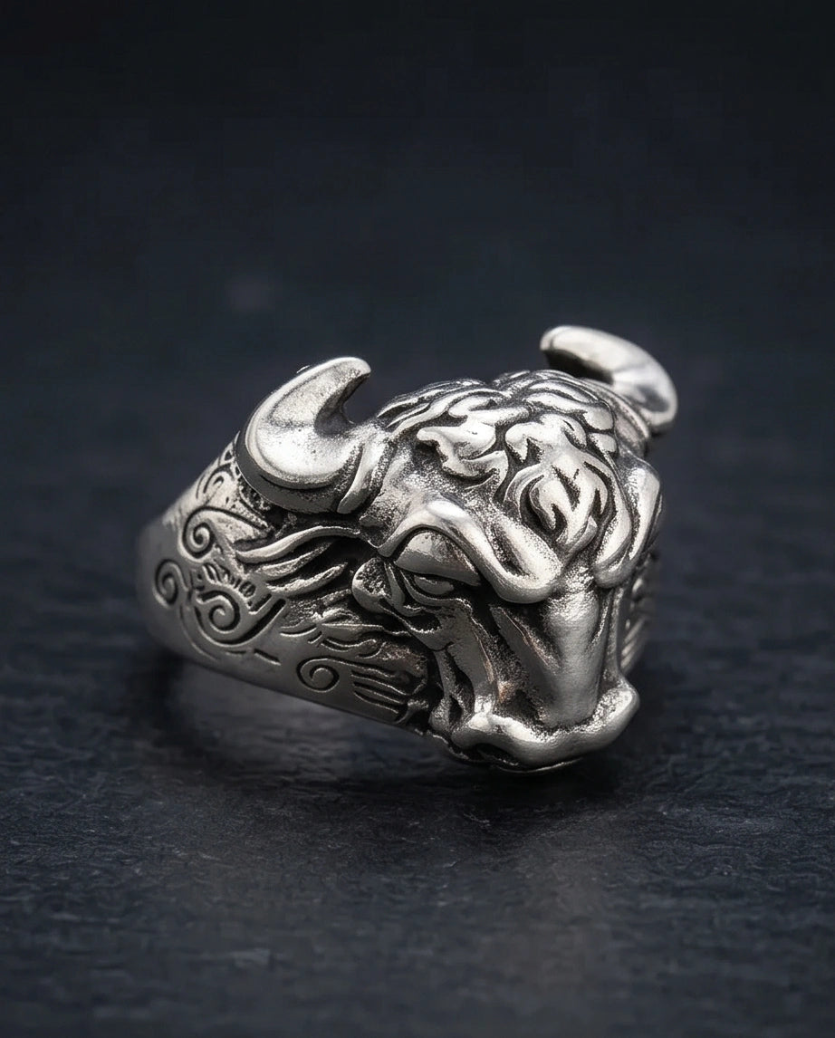 Vintage Oxidized Silver Bull Head Power Statement Ring