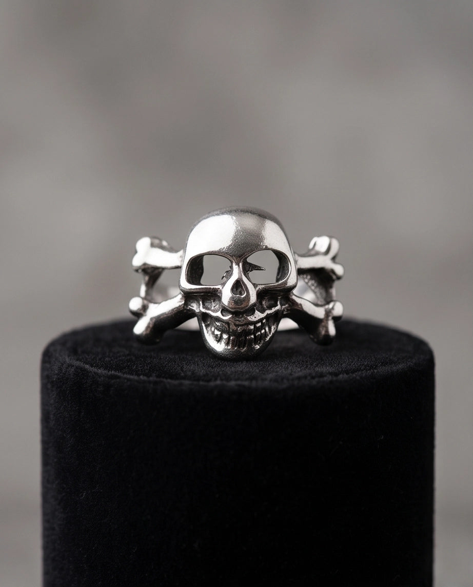 Jolly Roger Crossbones Skull Ring
