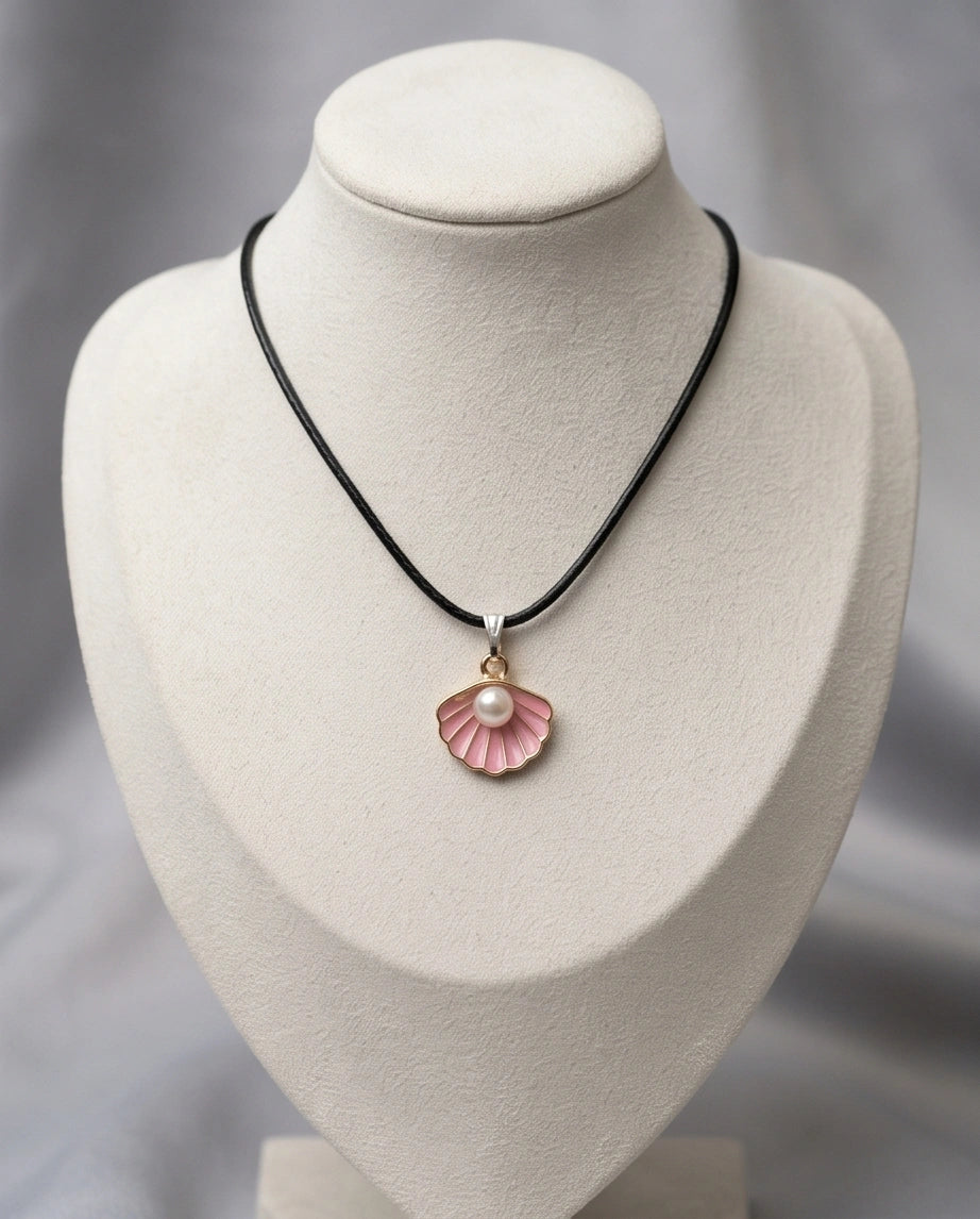 Pink Seashell Enamel Pendant Necklace with Faux Pearl