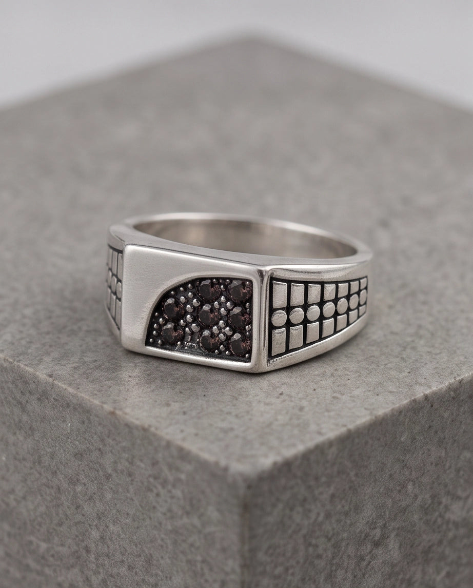 Garnet Micro-Pavé Geometric Segment Band Silver Ring