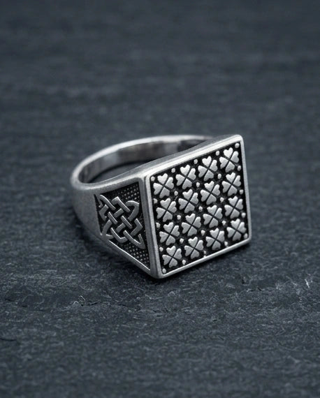 Vintage Sterling Silver Celtic Clover Signet Ring
