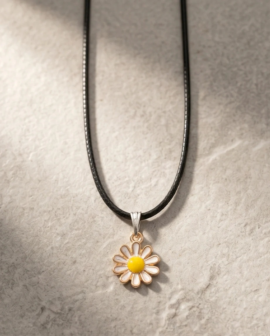 Gold and White Petite Daisy Necklace