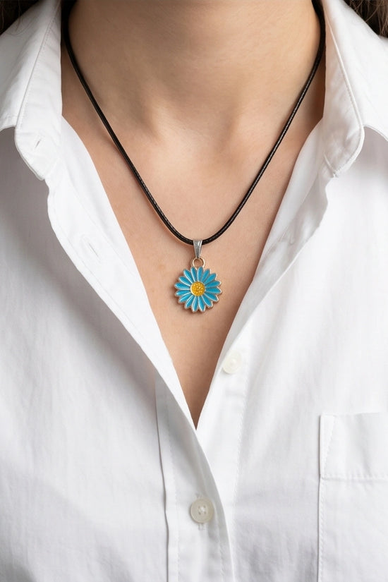 Gold and Turquoise Blue Daisy Necklace