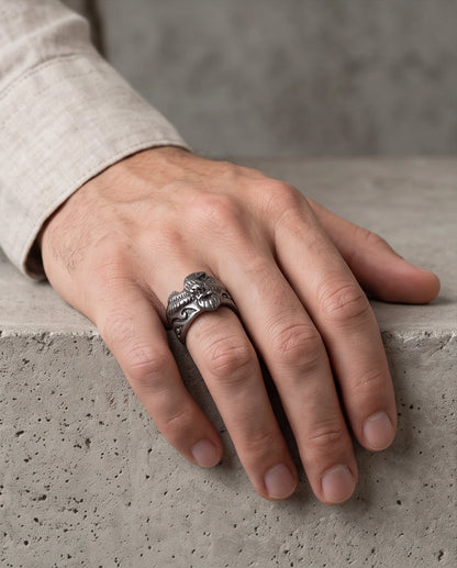 Majestic Winged Eagle Bas-Relief Silver Ring