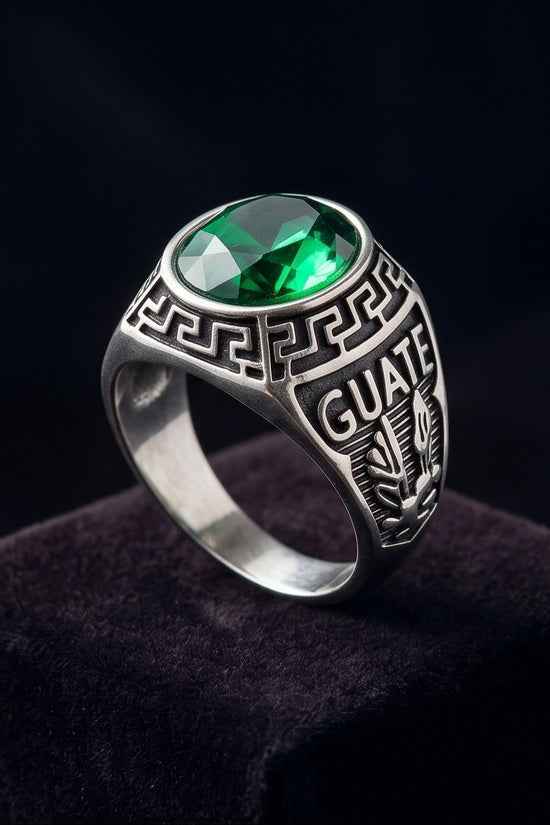 Vintage Emerald Green Military Signet Ring