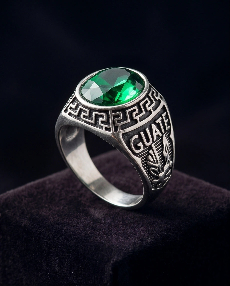 Vintage Emerald Green Military Signet Ring