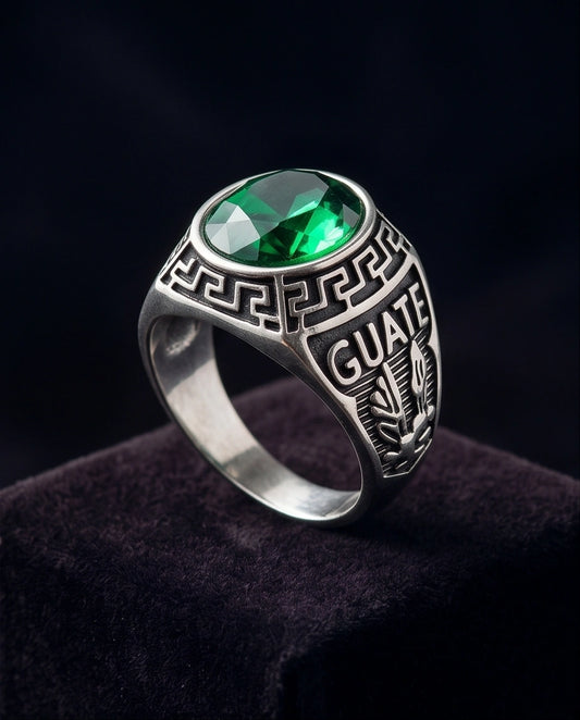 Vintage Emerald Green Military Signet Ring