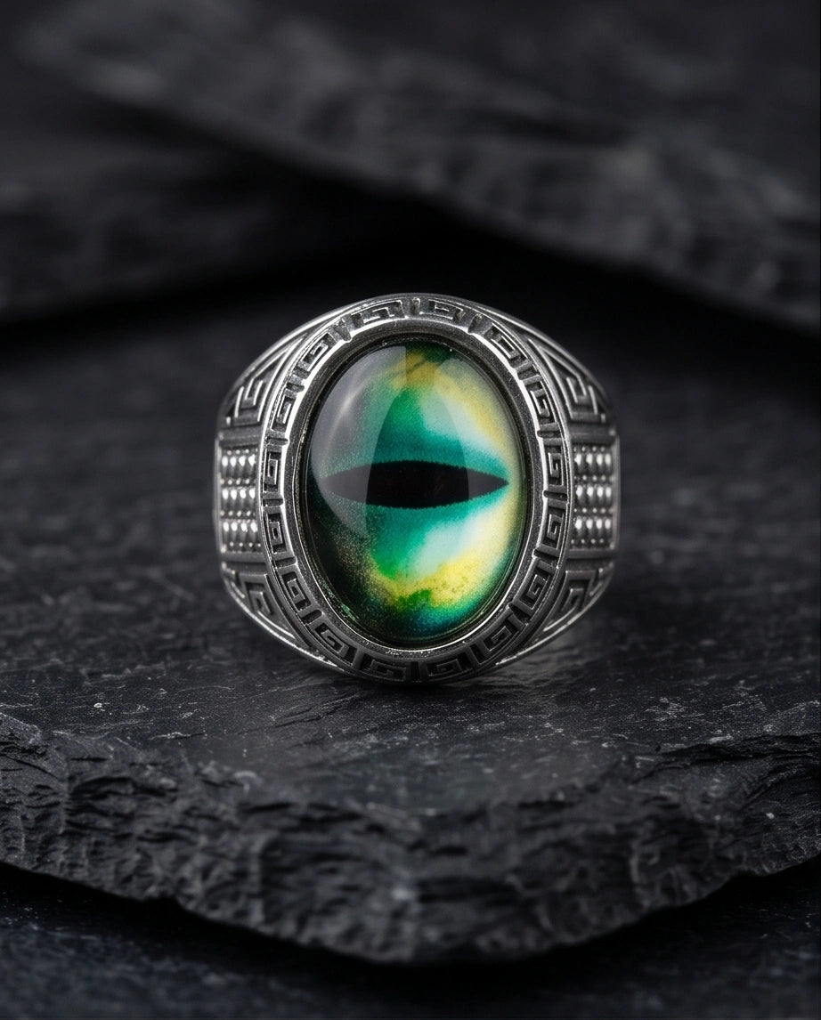 Vintage Sterling Silver Mythic Lime-Green Dragon's Eye Ring