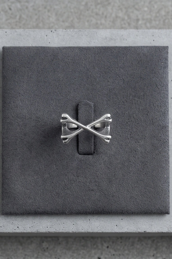Gothic Sterling Silver Crossed Bones Ring