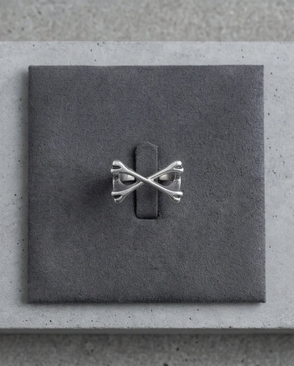 Gothic Sterling Silver Crossed Bones Ring