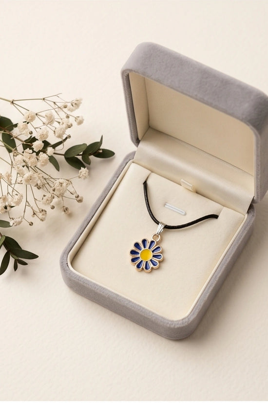 Midnight Blue Daisy Pendant
