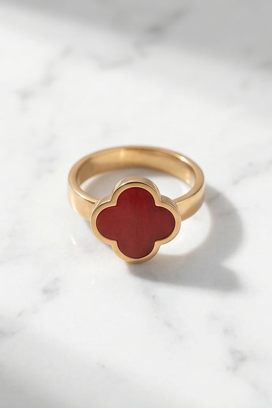 Golden Carnelian Clover Minimalist Ring