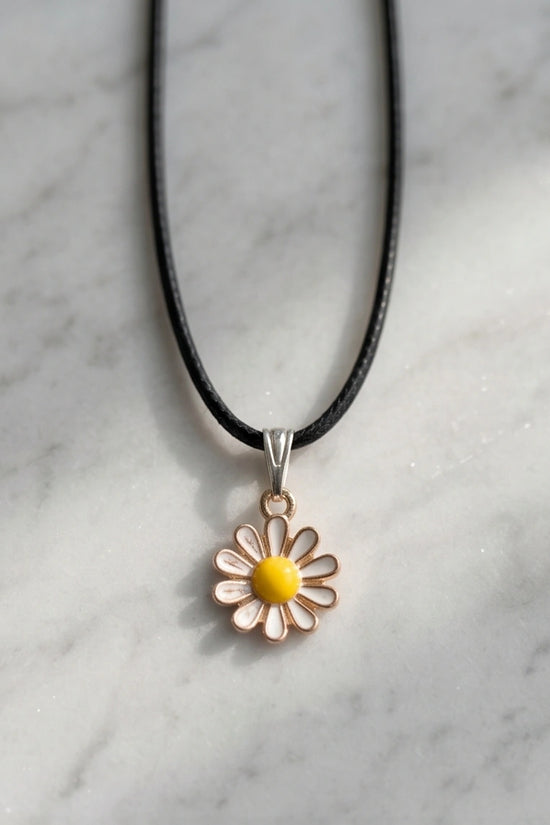 Gold and White Petite Daisy Necklace