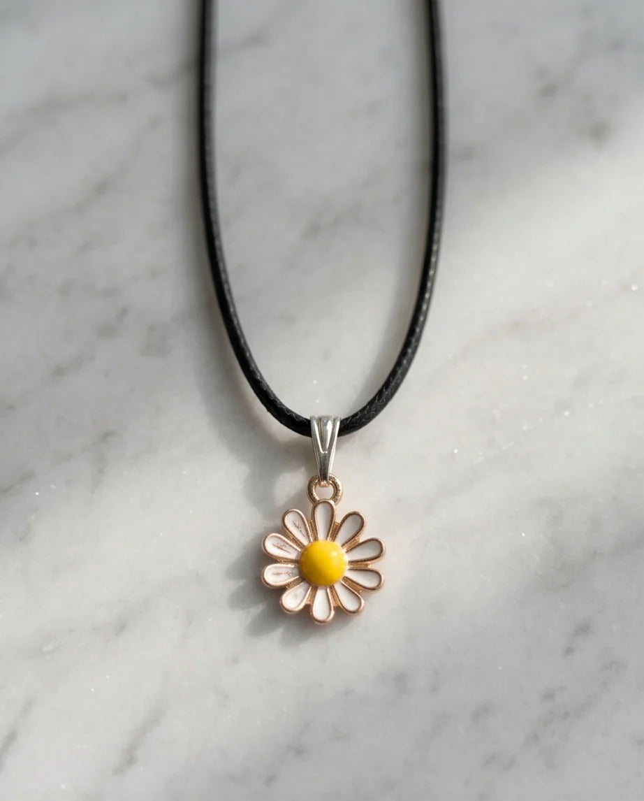 Gold and White Petite Daisy Necklace