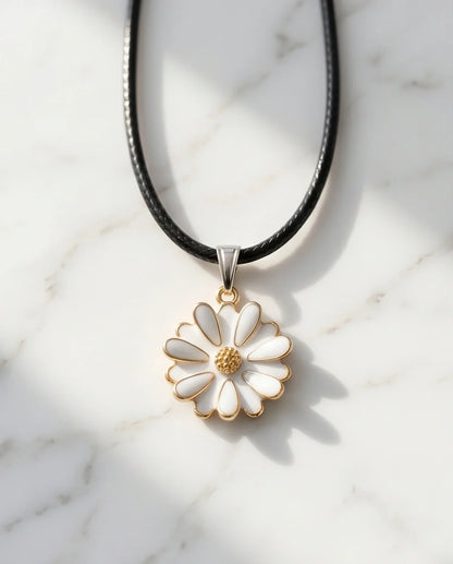 Gold and White Textured Daisy Necklace