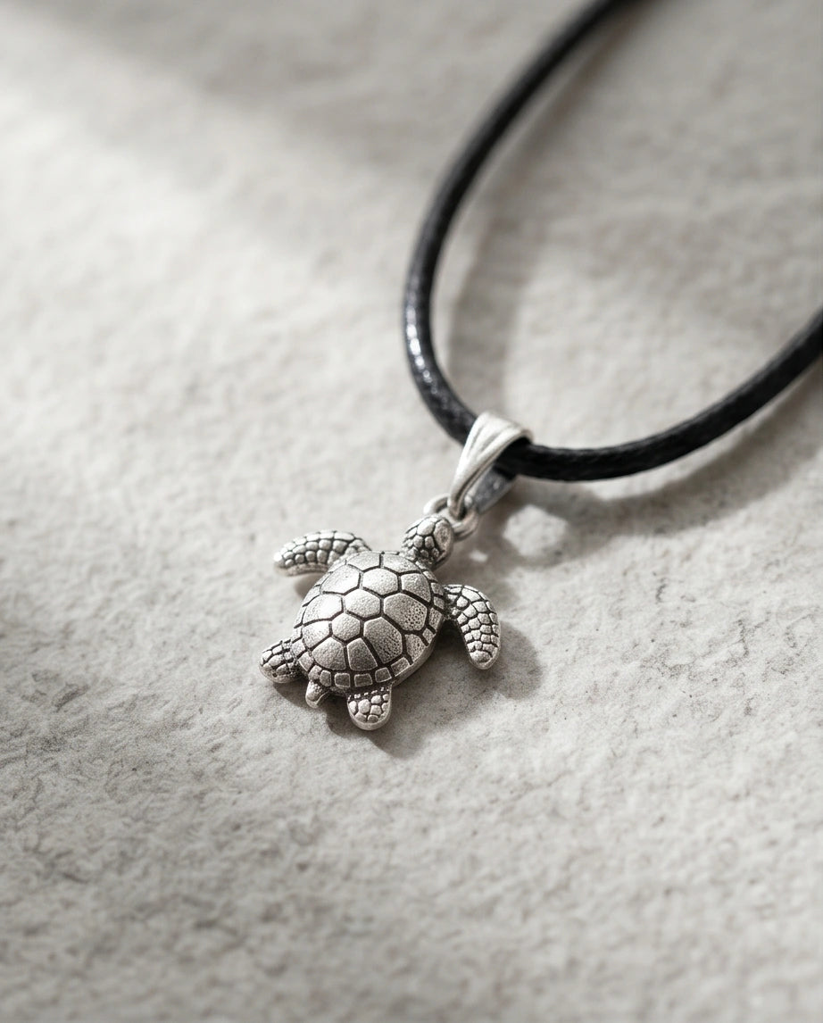Silver Detailed Sea Turtle Necklace